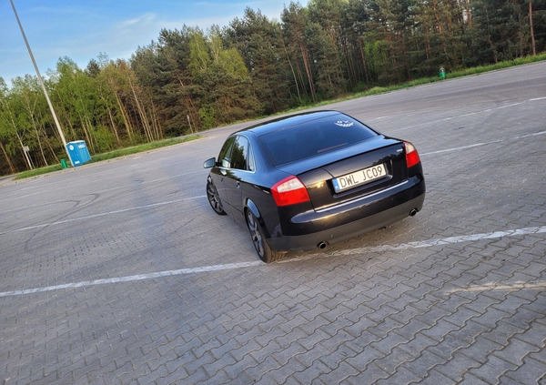 Audi A4 cena 13900 przebieg: 254000, rok produkcji 2001 z Staszów małe 211